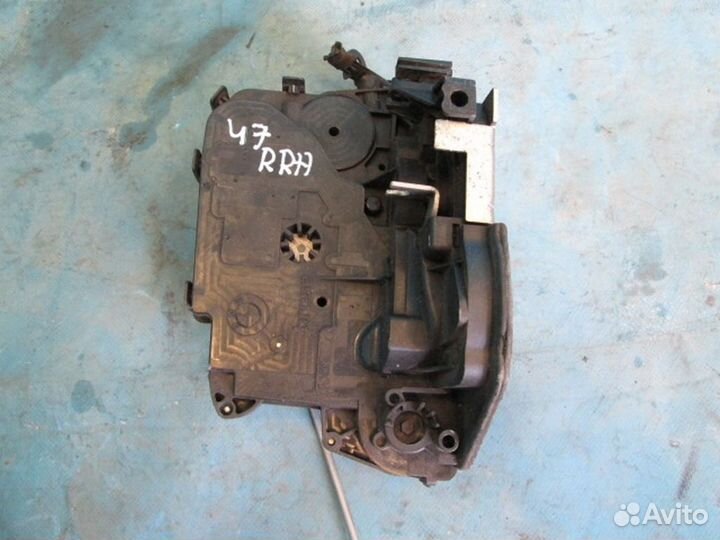 Замок двери задней правой BMW 3 серия E90/E91 2003