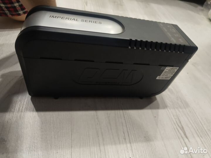 Ибп powercom imd-825AP