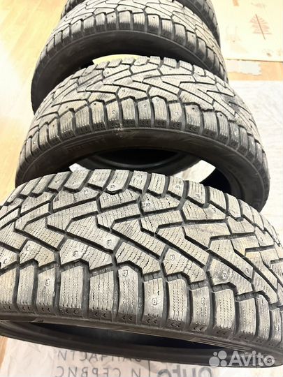 Pirelli Ice Zero 225/45 R19 96T