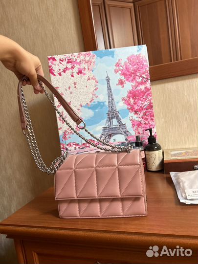Сумка розовая женская