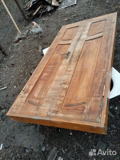 Продаётся дверь