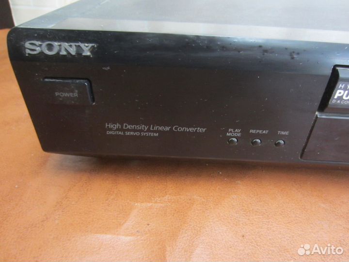 CD проигрыватель Sony CDP-XE200