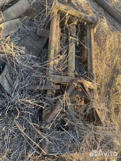 Подьемник-погрузчик