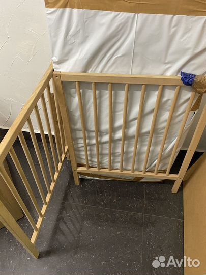 Детская кроватка