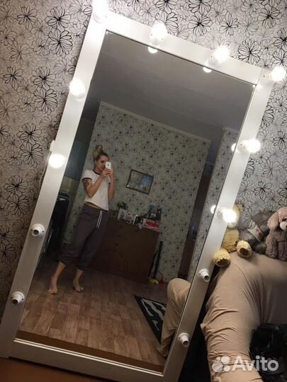 Зеркало с подсветкой