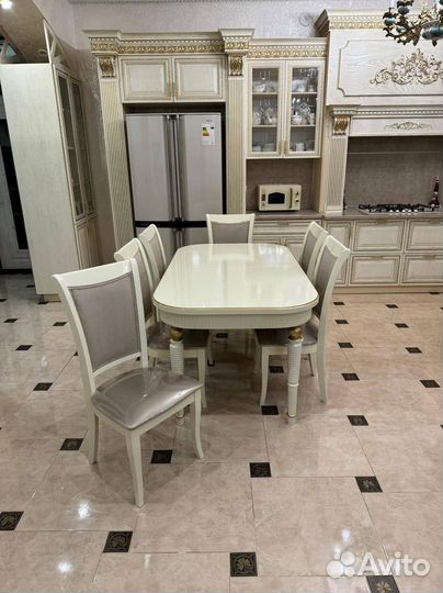 Стол, стулья набор.Оплата при получении