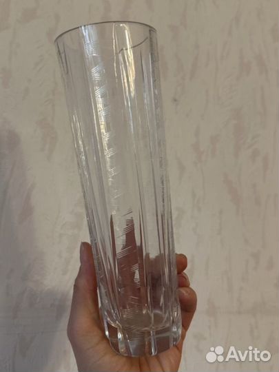 Ваза красный гигант