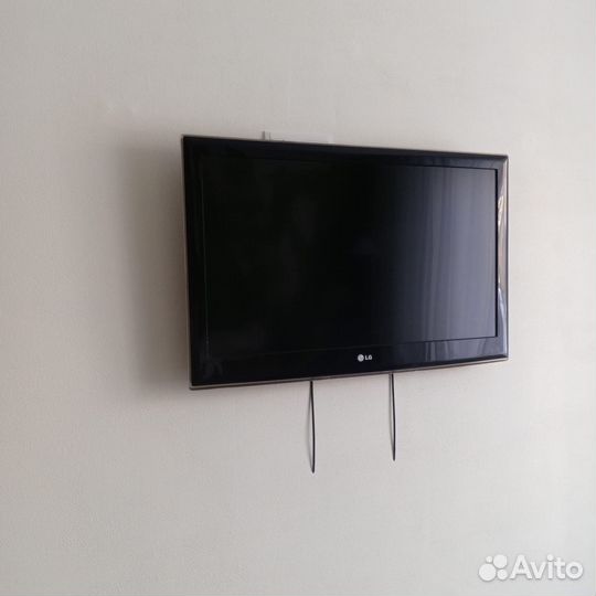 Продаю телевизор LG