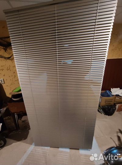 Жалюзи горизонтальные бу