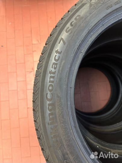 Continental ContiVikingContact 7 245/50 R19 105T