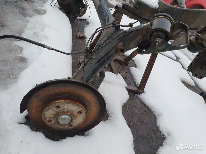 Задняя балка в сборе Citroen C4 Peugeot 307 с4