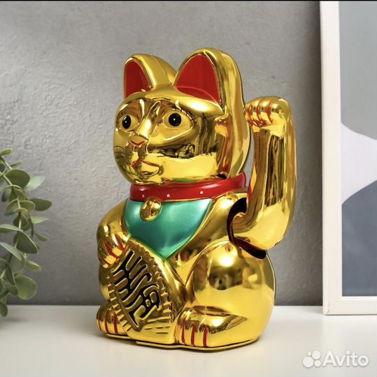 Сувенир маятник кот пластик 