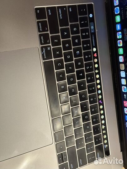 Macbook pro 15 2017 i7/Radeon 560 4gb/16/512gb