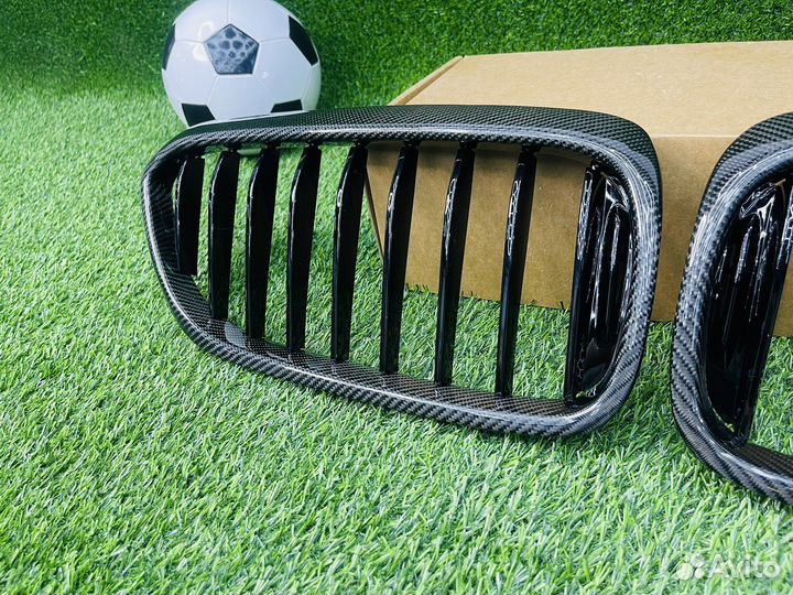 Решетка радиатора BMW G30 sport стиль карбон