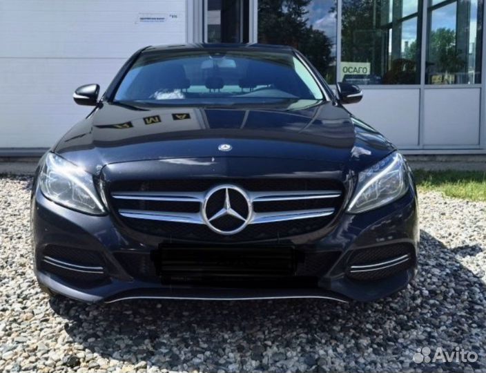 Решетка радиатора на Mercedes-C W205 оригинал