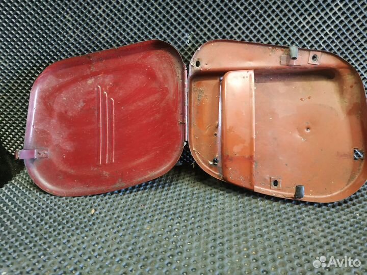 Бардачок Ява старушка