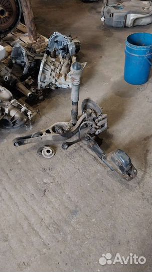 Задняя левая подвеска skoda octavia a5