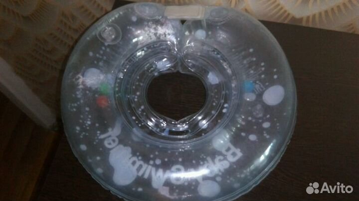 Круг для купания с погремушками