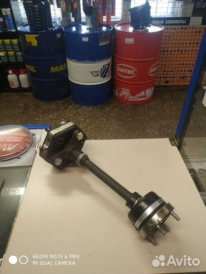 Промежуточный вал раздатки Ваз 2123