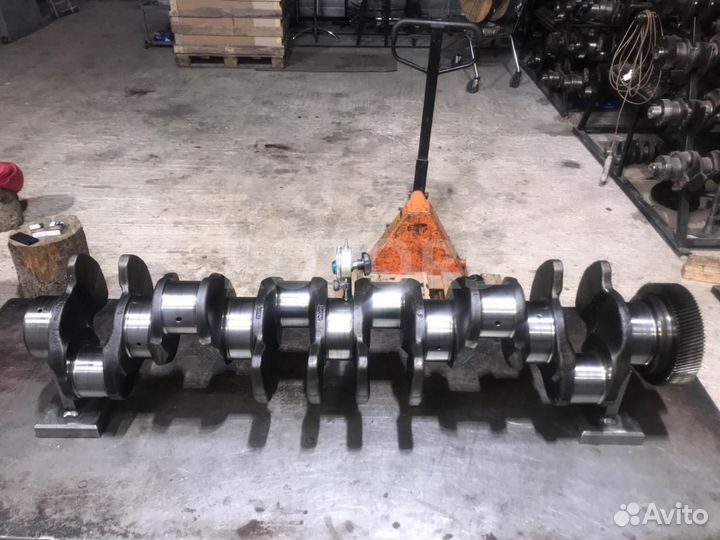Коленвал Scania 124 R DC12 DT12 DSC12 1743584