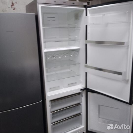 Холодильник siemens kg49na73