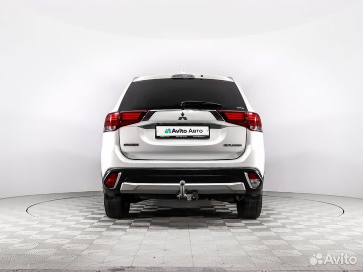 Mitsubishi Outlander 2.4 CVT, 2017, 96 929 км