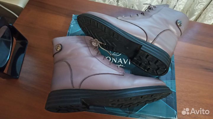 Ботинки женские