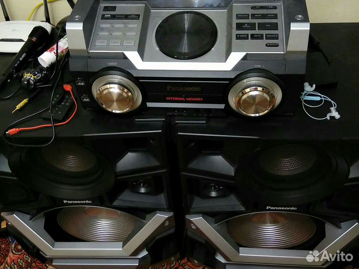 Panasonic SA-MAX 770 3300 Watt Red Top