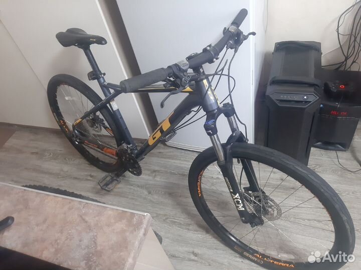 Велосипед GT avalanche comp 27.5 L
