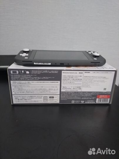 Nintendo switch lite + картридж мк11