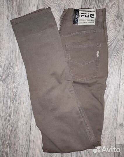 Джинсы fug
