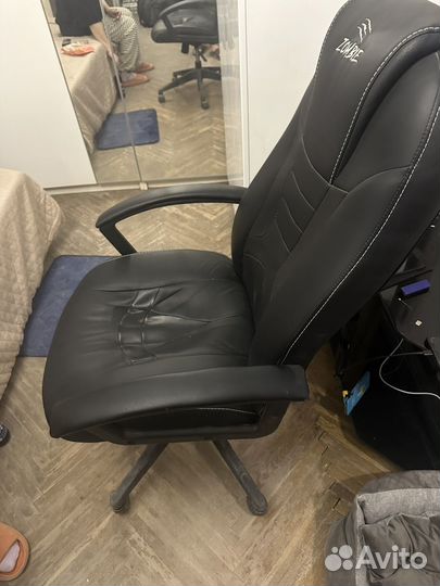 Компьютерное кресло