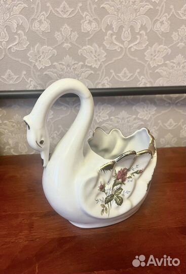 Лебедь фигурка, ваза