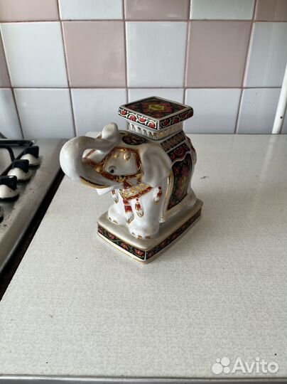 Статуэтка слон