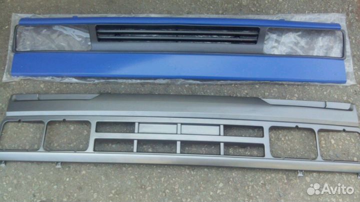 Решетка радиатора Mazda Titan