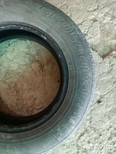 Yokohama 104ZR 215/65 R16 100