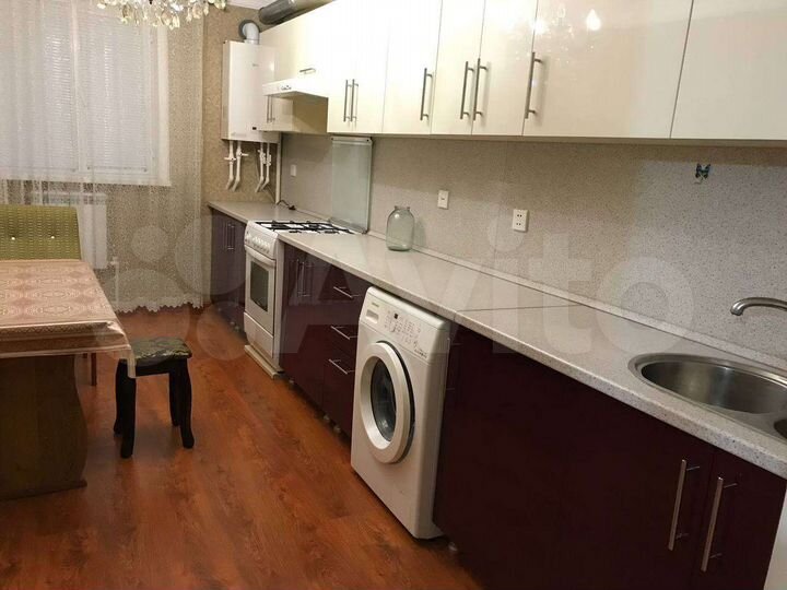 2-к. квартира, 65 м², 5/9 эт.