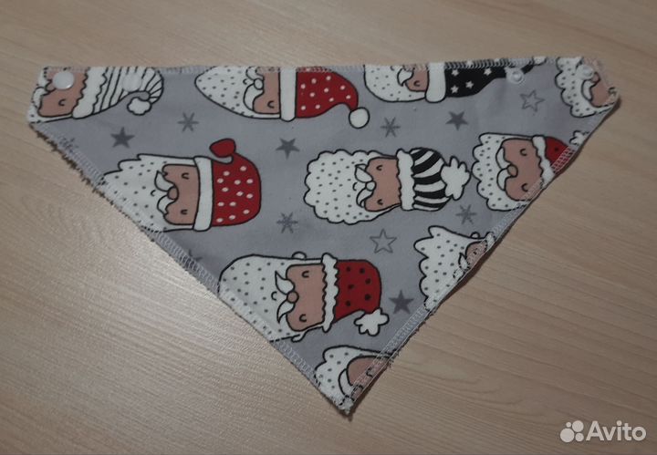 Треугольные слюнявчики