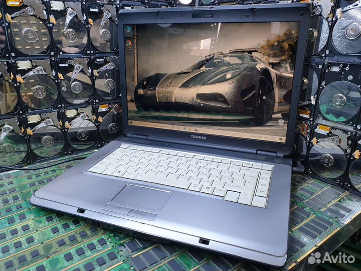 Toshiba l300 intel t2390, ssd128gb, ram4gb