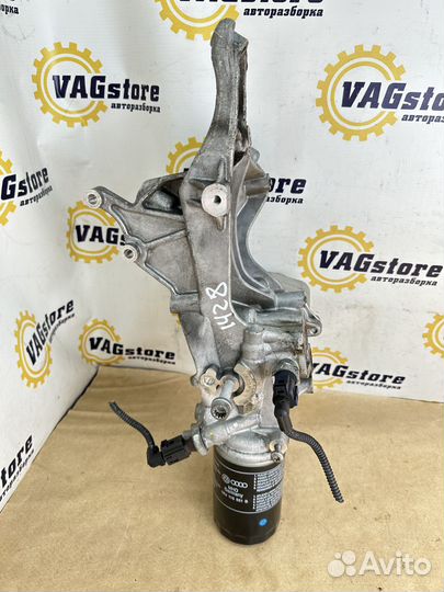 Кронштейн генератора Audi A4 B8 2009