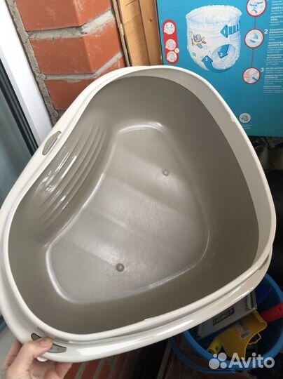 Лоток для кошек угловой