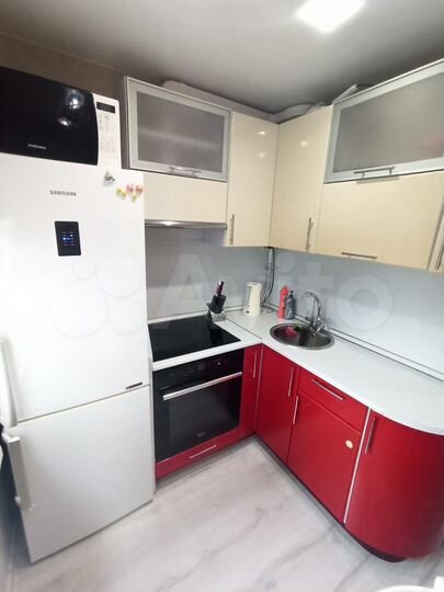 2-к. квартира, 52 м², 3/9 эт.