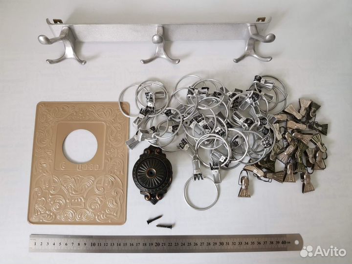 Вешалка настенная ручка дверная