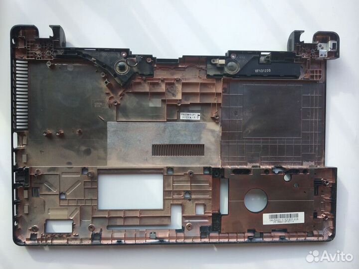 Поддон ноутбука Asus X552E