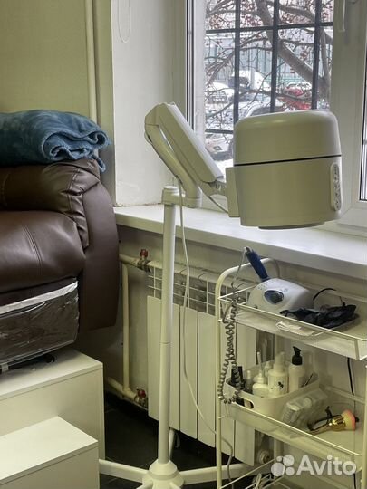 Аренда рабочего места мастера маникюра