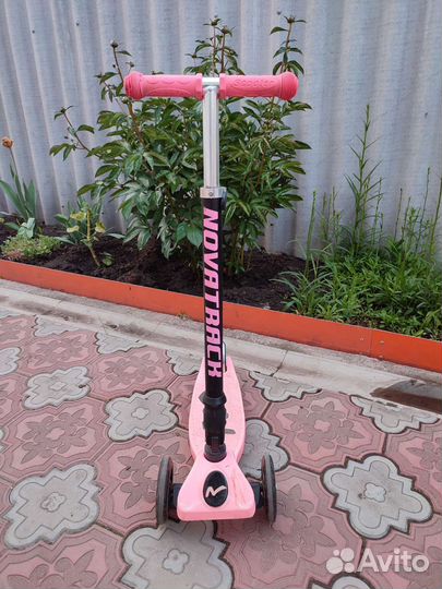 Самокат детский Novatrack