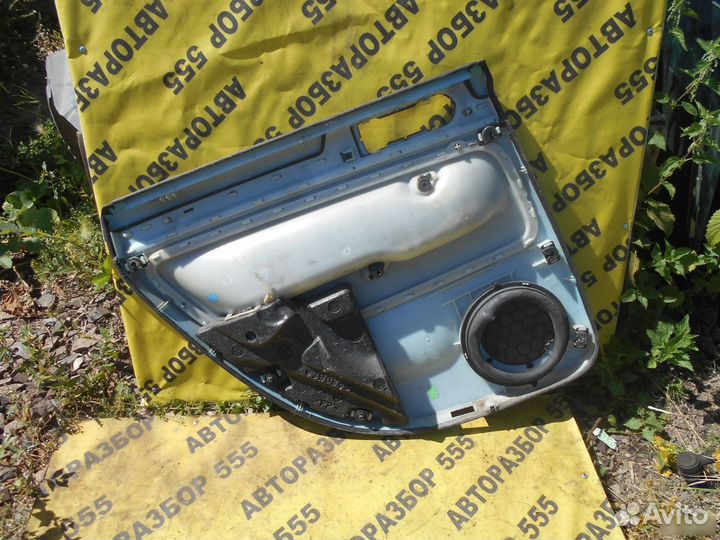 Обшивка задней правой двери VW Passat (B5) 2000