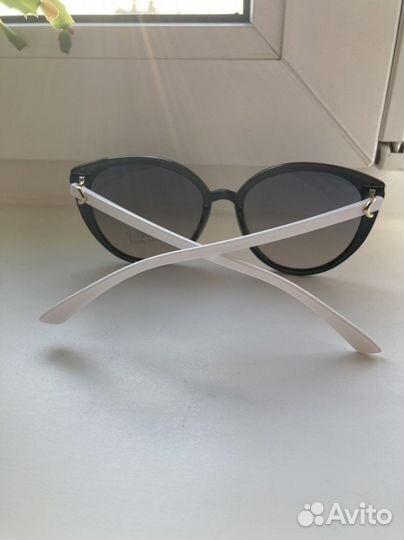 Солнцезащитные очки женские