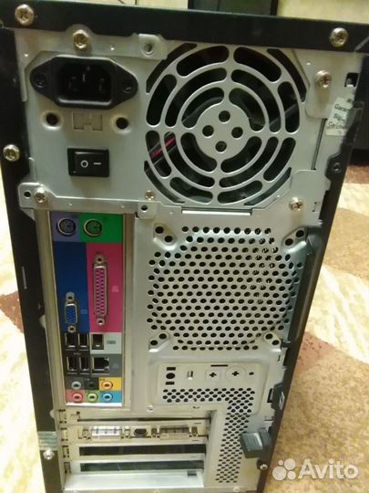 Компьютер acer Aspire M1100 AMD Phenom II X4 955