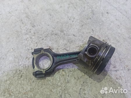 Поршень с шатуном Мерседес